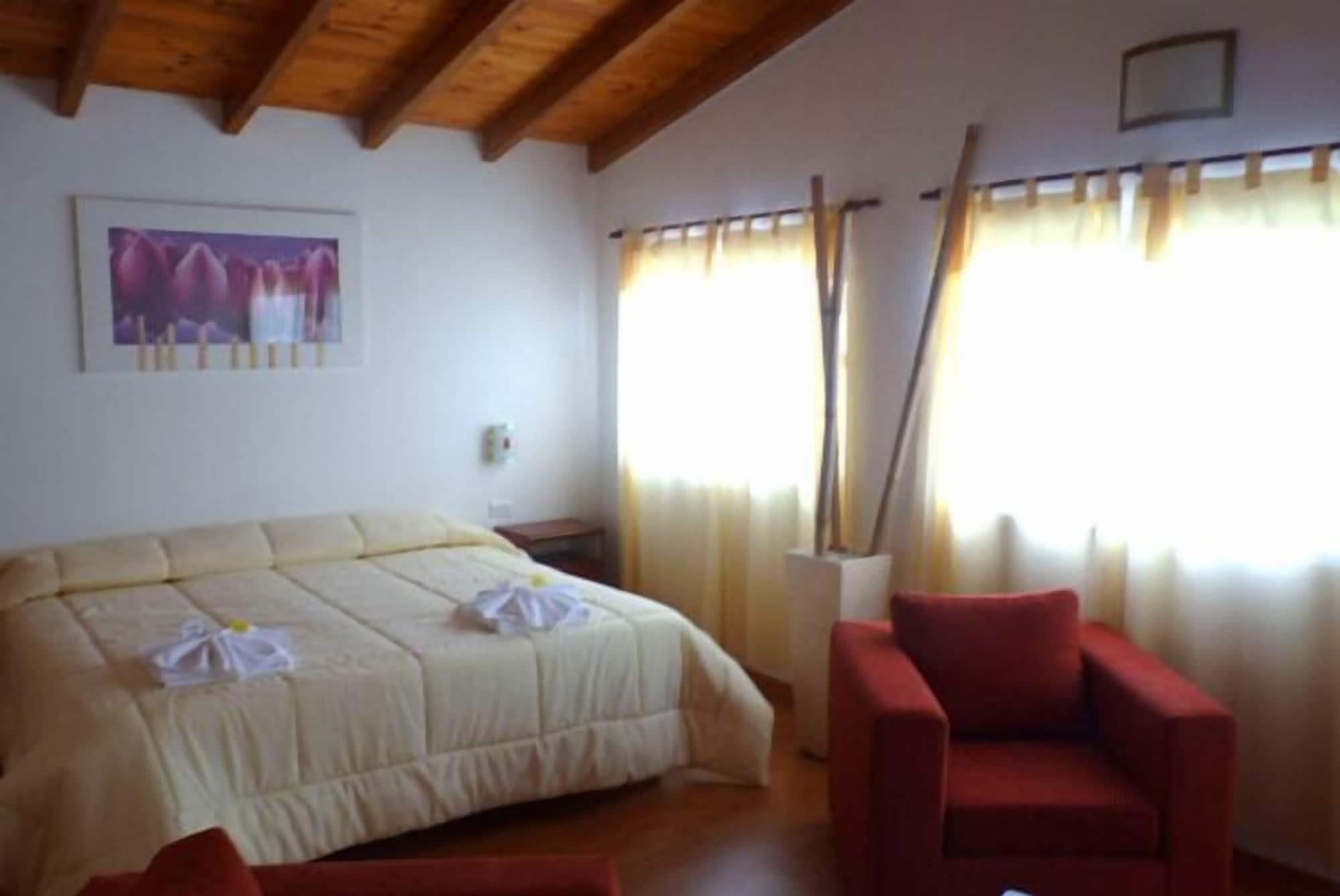 Hotel Aoma Villa Carlos Paz Kültér fotó