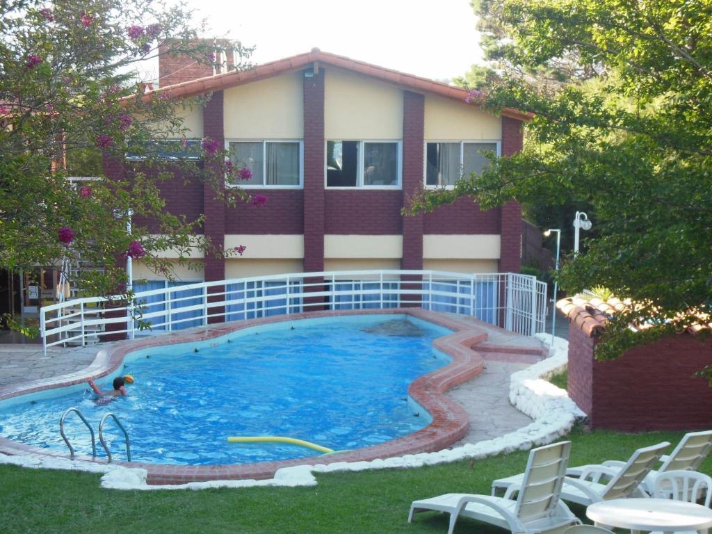 Hotel Aoma Villa Carlos Paz Kültér fotó